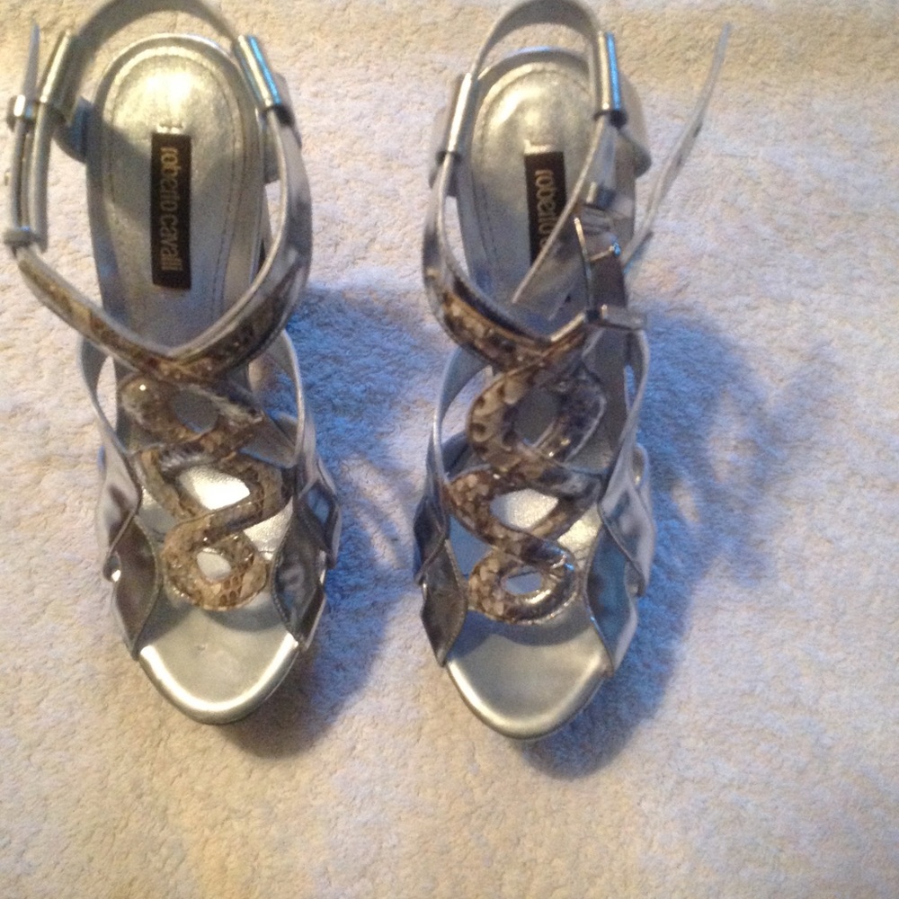 Roberto cavaliers shoes